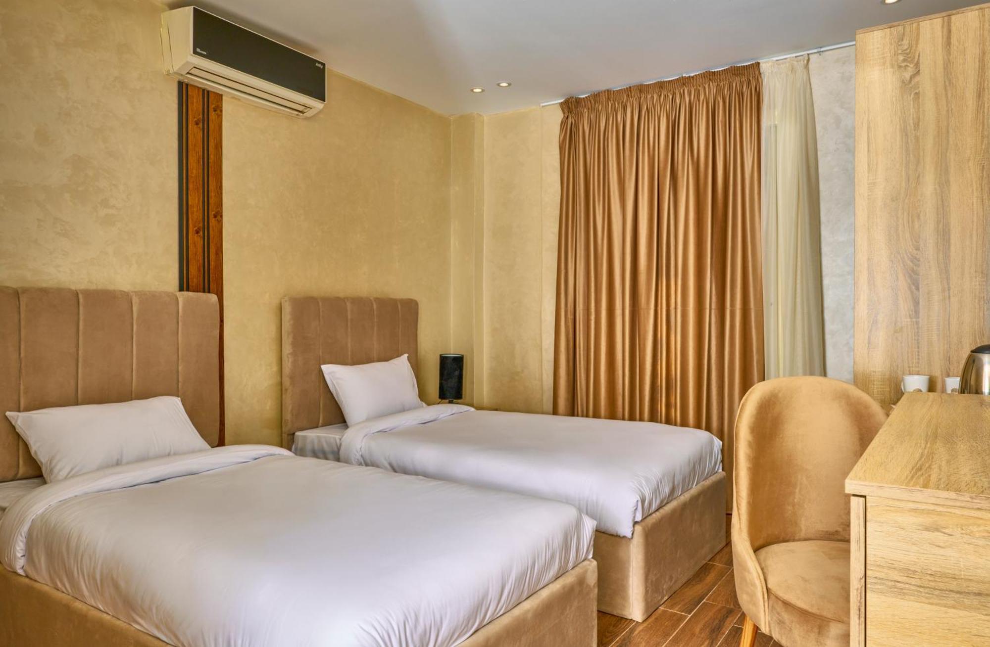 Cleopatra Tower Pyramids View 3* Il Cairo