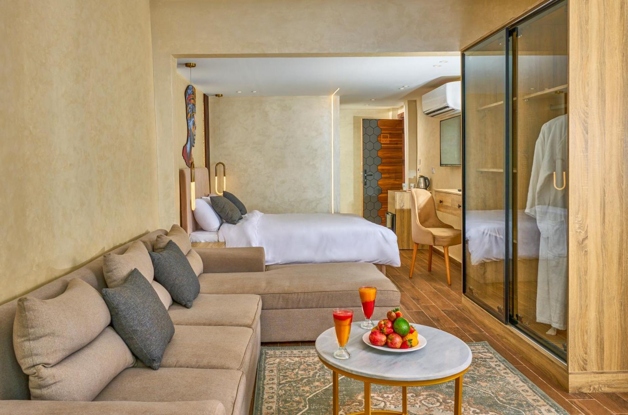 Hotel Cleopatra Tower Pyramids View 3*